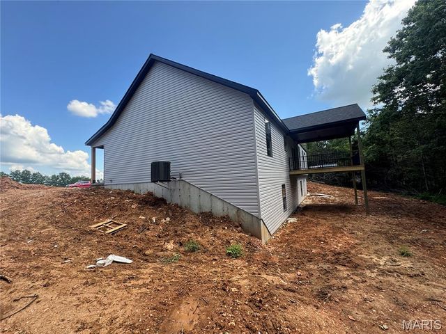 115 Hickory Heits Court, Moscow Mills, MO 63362