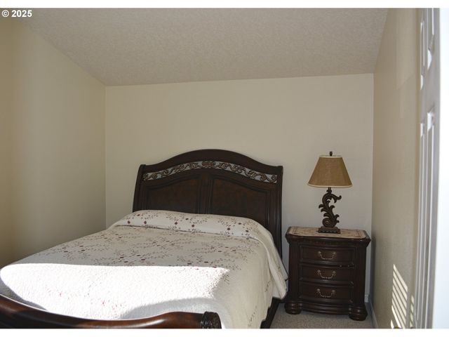 707 Se 160TH Ave, Portland, OR 97233