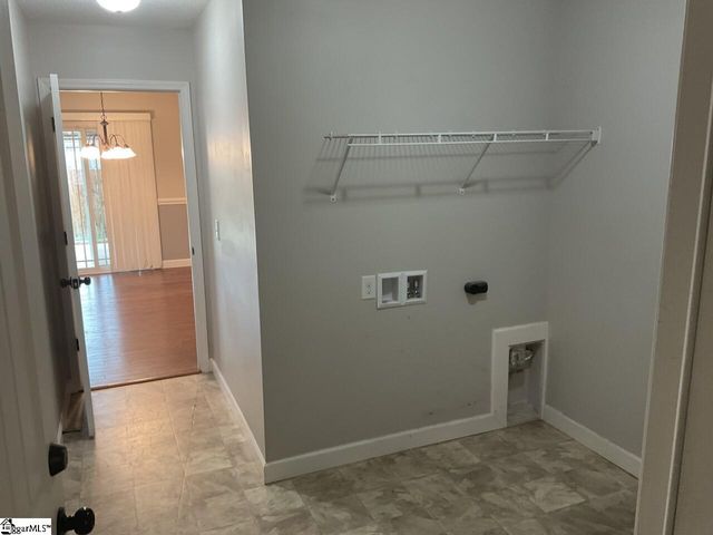 313 Gleaner Drive, Inman, SC 29349