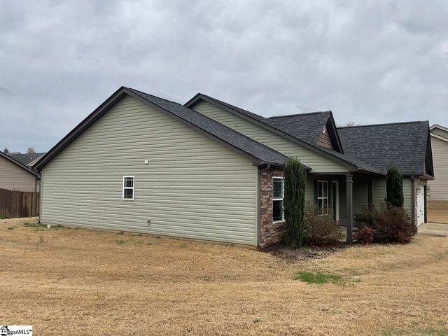 313 Gleaner Drive, Inman, SC 29349