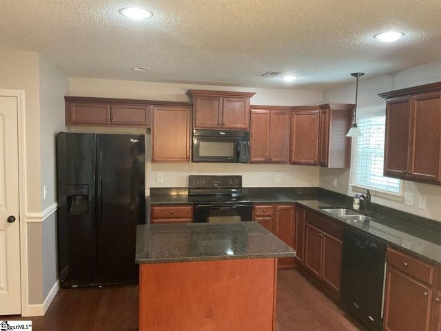 313 Gleaner Drive, Inman, SC 29349