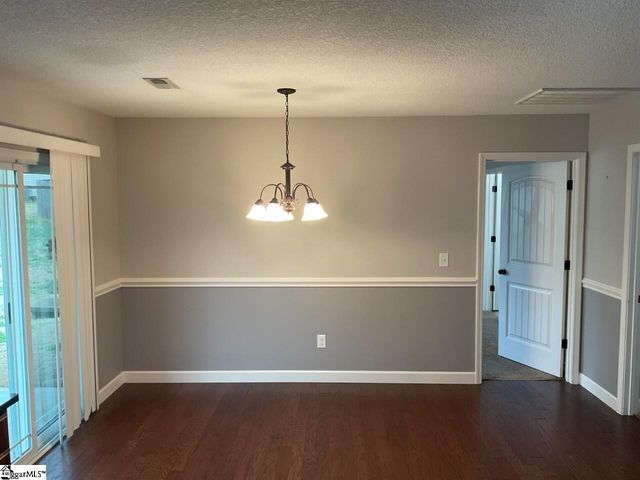 313 Gleaner Drive, Inman, SC 29349