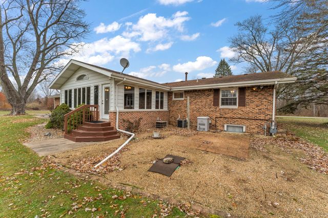 1012 N Meridian Road, Chesterton, IN 46304