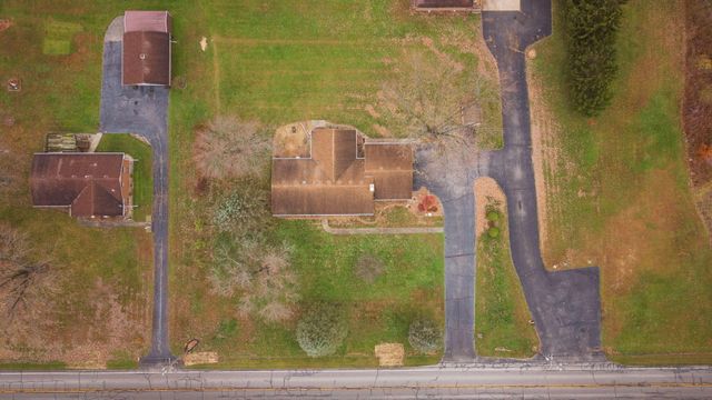 1012 N Meridian Road, Chesterton, IN 46304