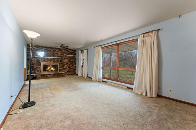 1012 N Meridian Road, Chesterton, IN 46304