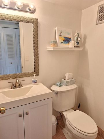 305 Andover L, West Palm Beach, FL 33417