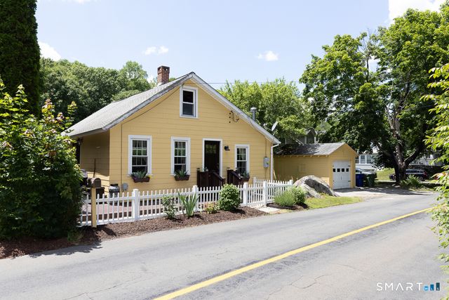 50 Pond Meadow Road, Essex, CT 06442