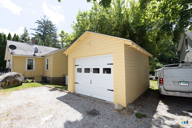 50 Pond Meadow Road, Essex, CT 06442