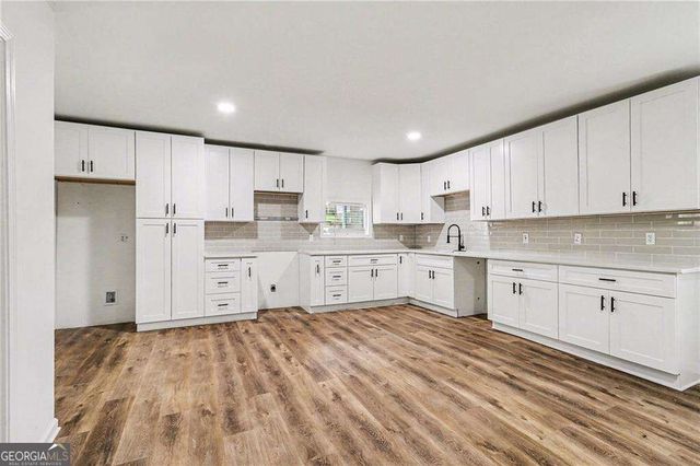 951 Reed Avenue, East Point, GA 30344