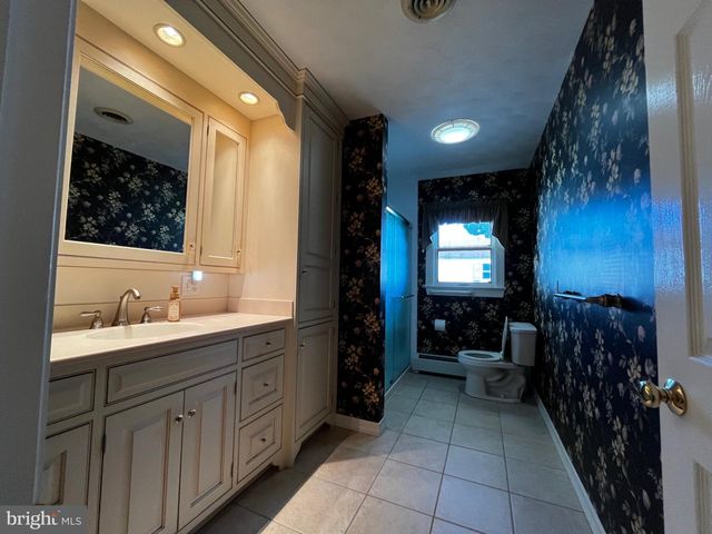 931 OAK LN, Lebanon, PA 17046