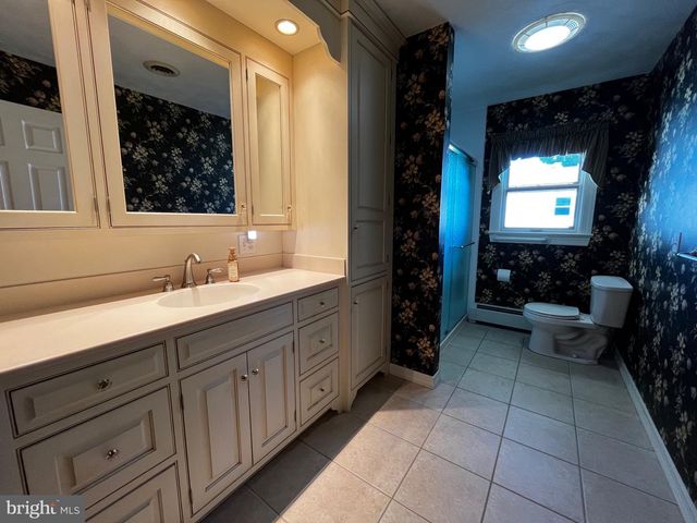 931 OAK LN, Lebanon, PA 17046
