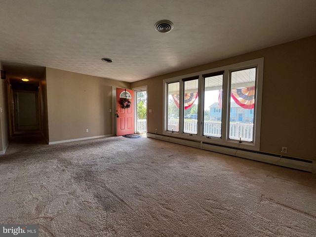 931 OAK LN, Lebanon, PA 17046