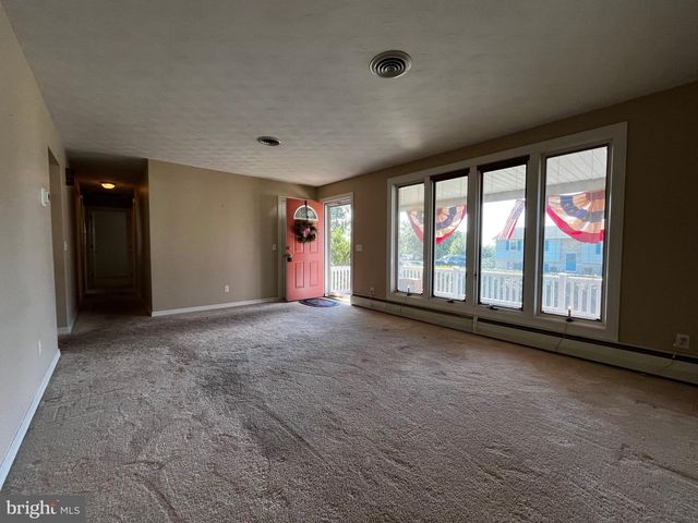 931 OAK LN, Lebanon, PA 17046