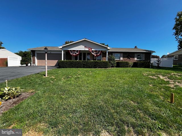931 OAK LN, Lebanon, PA 17046