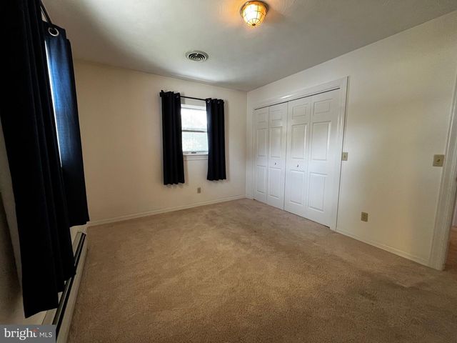 931 OAK LN, Lebanon, PA 17046