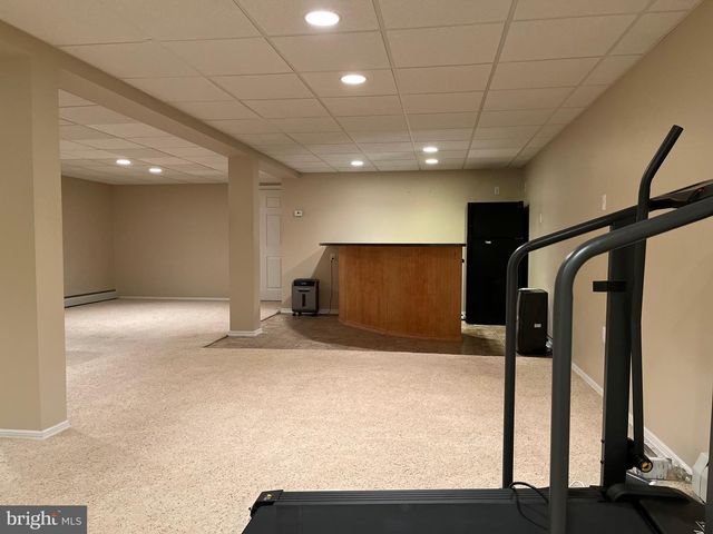 931 OAK LN, Lebanon, PA 17046