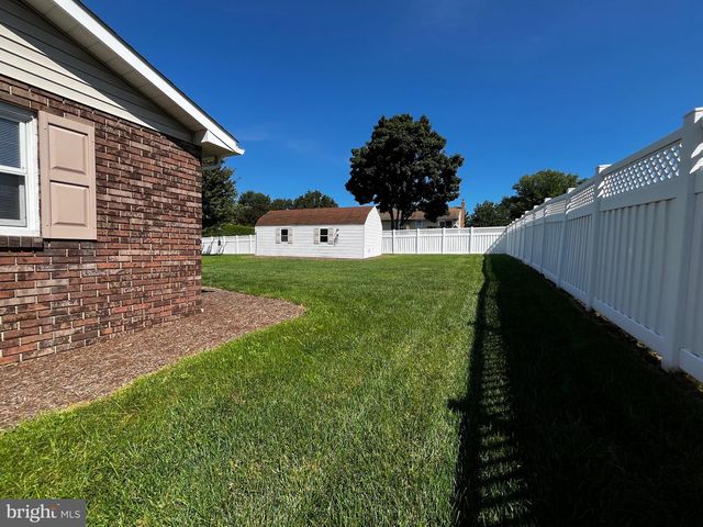 931 OAK LN, Lebanon, PA 17046