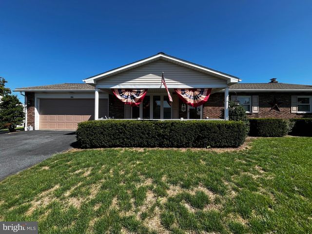 931 OAK LN, Lebanon, PA 17046