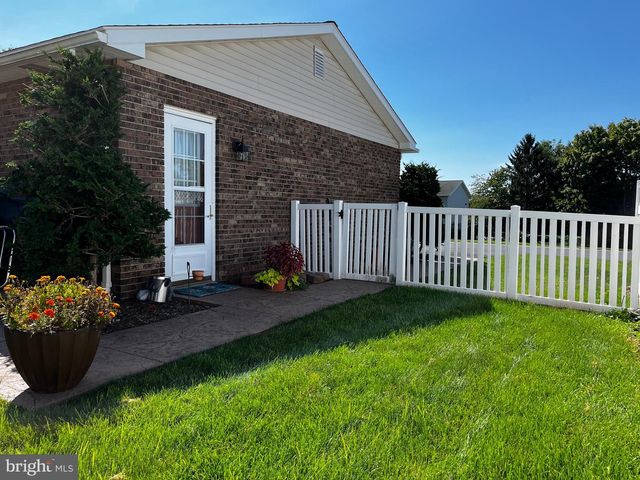931 OAK LN, Lebanon, PA 17046