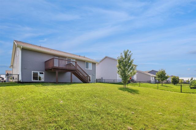 1160 Cedar Street, Waukee, IA 50263