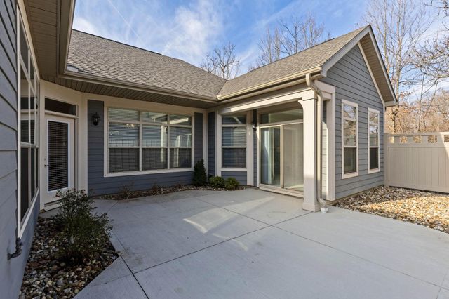 328 Restoration Drive, Delaware, OH 43015