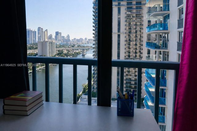 19707 Turnberry Way 20G, Aventura, FL 33180