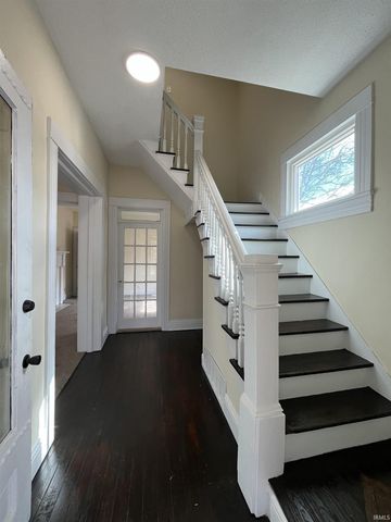 311 N Mill Street, Veedersburg, IN 47987