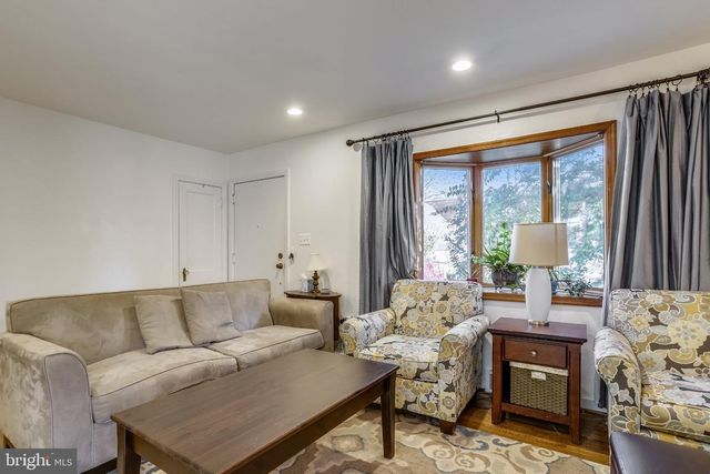5137 25TH PL N, Arlington, VA 22207