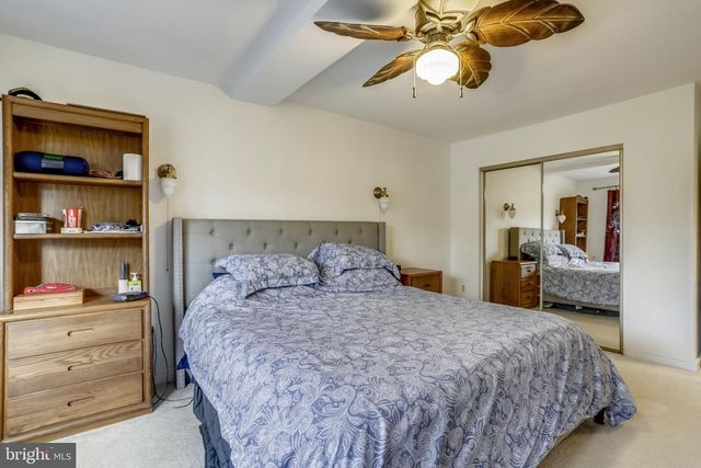 5137 25TH PL N, Arlington, VA 22207
