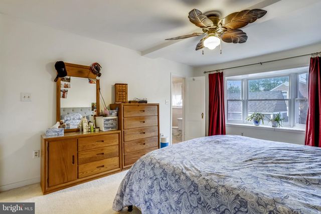 5137 25TH PL N, Arlington, VA 22207