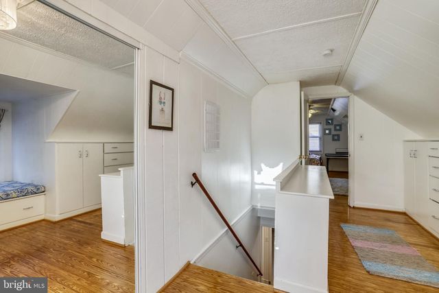 5137 25TH PL N, Arlington, VA 22207