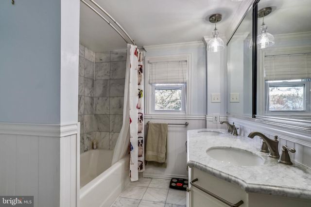 5137 25TH PL N, Arlington, VA 22207