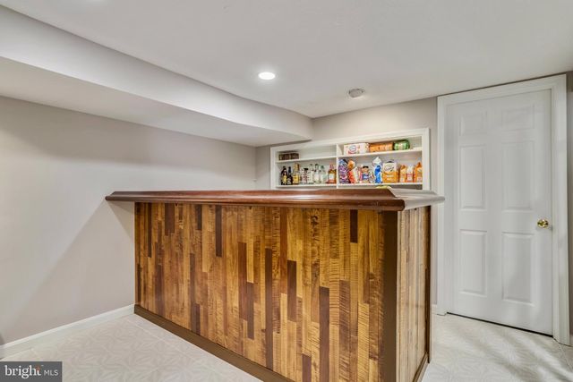 5137 25TH PL N, Arlington, VA 22207