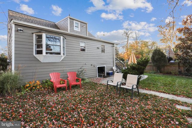 5137 25TH PL N, Arlington, VA 22207