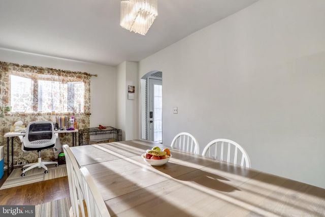 5137 25TH PL N, Arlington, VA 22207