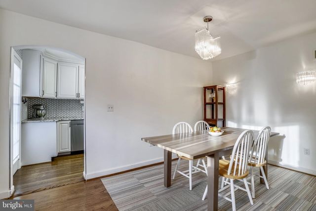 5137 25TH PL N, Arlington, VA 22207