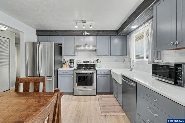 4540 Lark Ct NE, Salem, OR 97301