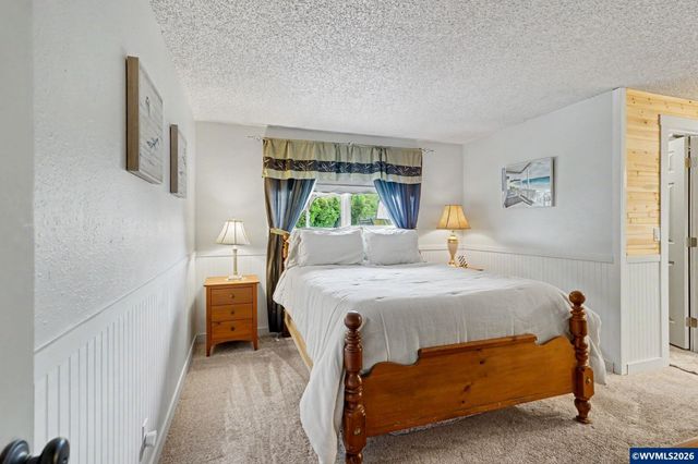 4540 Lark Ct NE, Salem, OR 97301