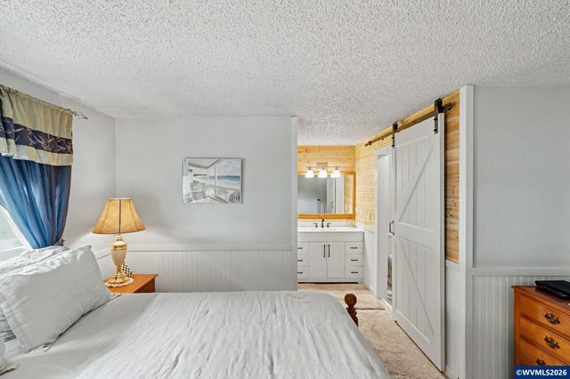 4540 Lark Ct NE, Salem, OR 97301