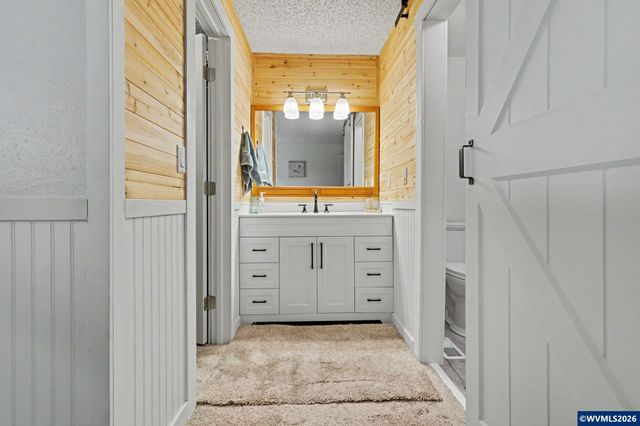 4540 Lark Ct NE, Salem, OR 97301