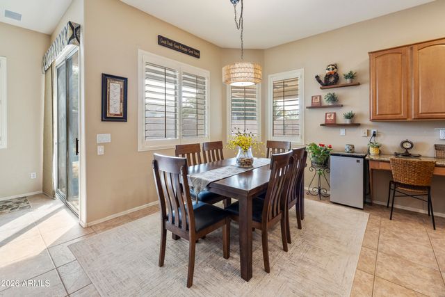 2997 E PARKVIEW Drive, Gilbert, AZ 85295