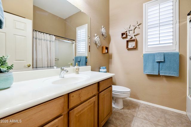 2997 E PARKVIEW Drive, Gilbert, AZ 85295