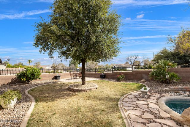 2997 E PARKVIEW Drive, Gilbert, AZ 85295