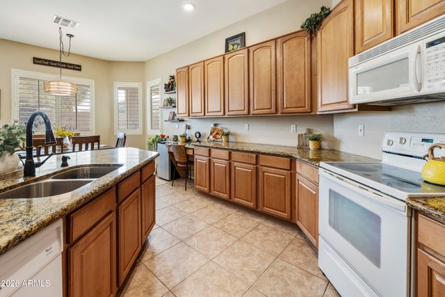 2997 E PARKVIEW Drive, Gilbert, AZ 85295