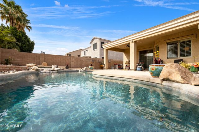 2997 E PARKVIEW Drive, Gilbert, AZ 85295