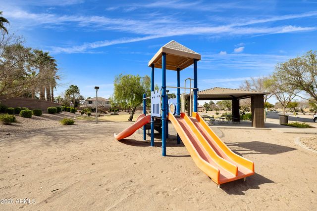 2997 E PARKVIEW Drive, Gilbert, AZ 85295