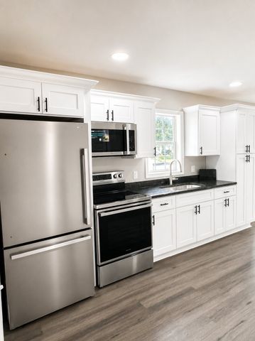 227 E Park Ave, Gallatin, TN 37066