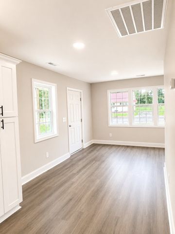 227 E Park Ave, Gallatin, TN 37066