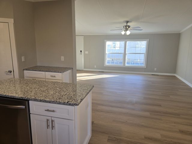227 E Park Ave, Gallatin, TN 37066