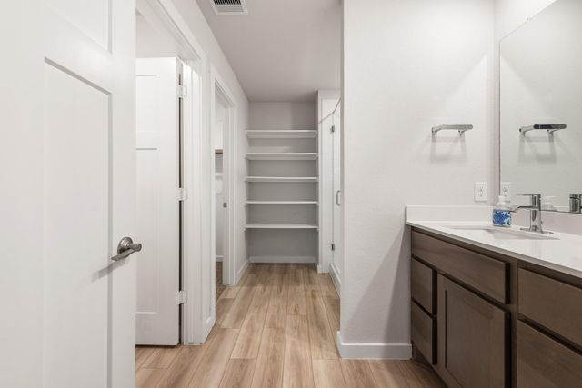 918 Kickapoo Lane, College Station, TX 77845